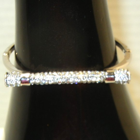 Womens Silver Cuff Bar with Crystals Bracelet  NEW W/O TAGS - Picture 5 of 8